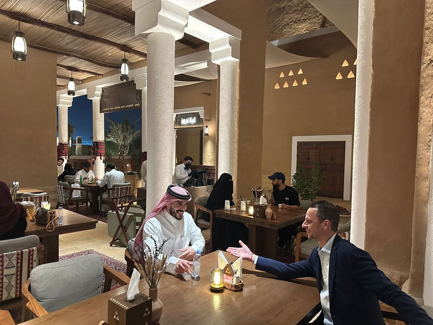 ClaudioVision — encuentro en el desierto, Riad